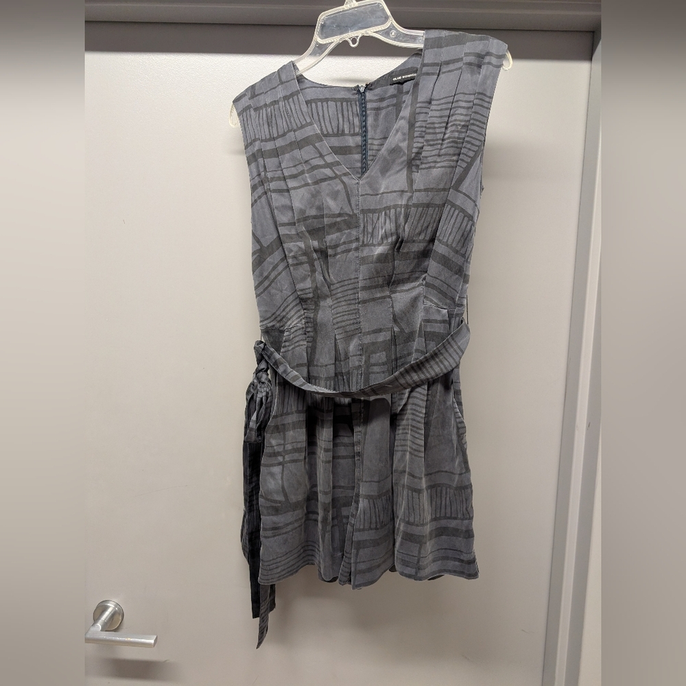 Club Monaco Elegant Gray Sleeveless Dress